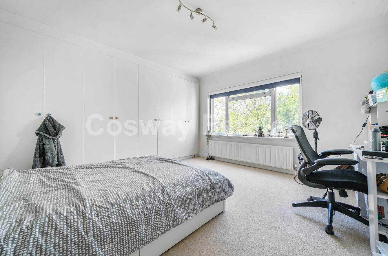 Hillside Grove, Mill Hill, NW7, London